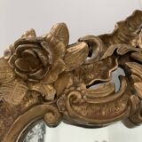 Louis XV mirror in carved gilded wood, late 18th century