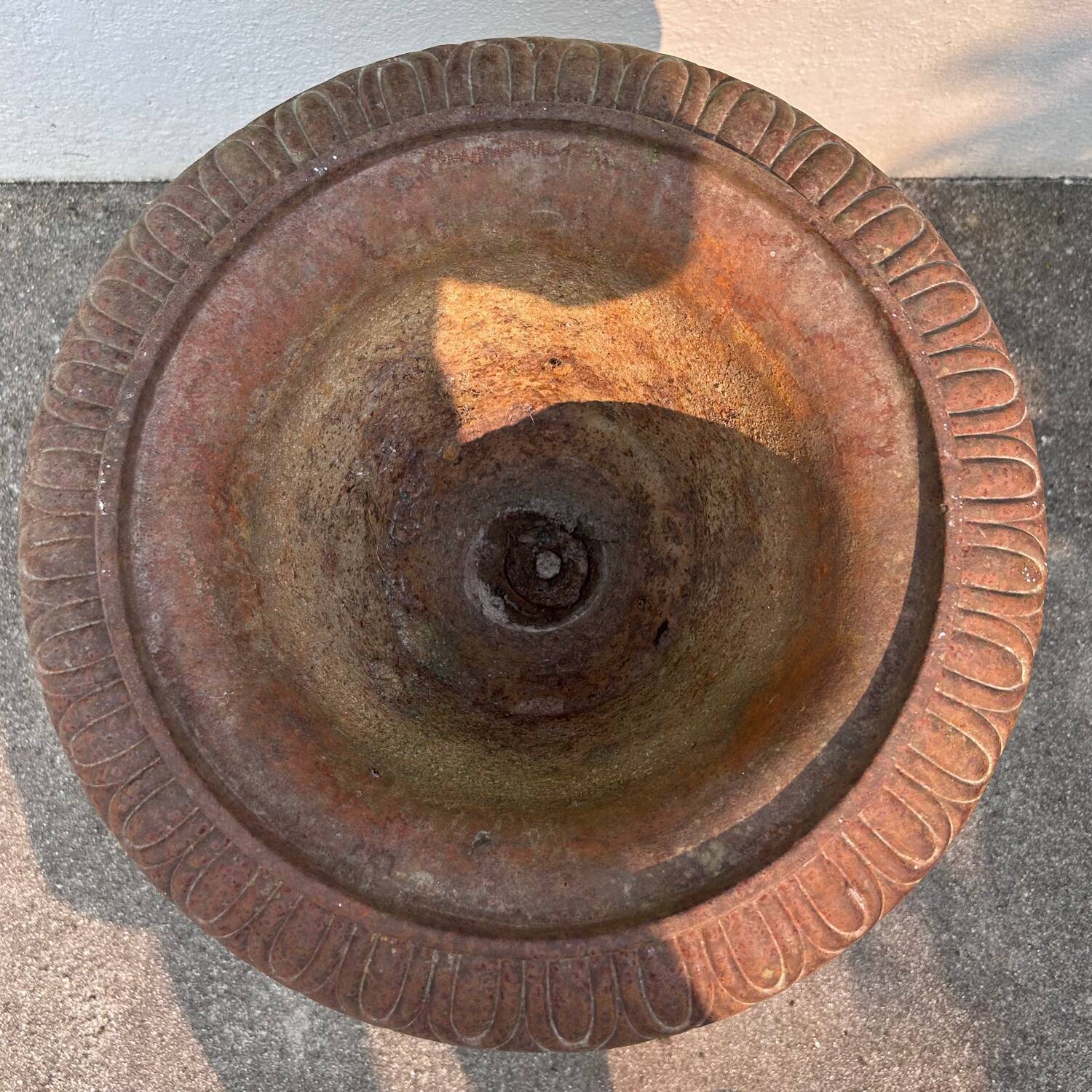 Médicis vase in cast iron