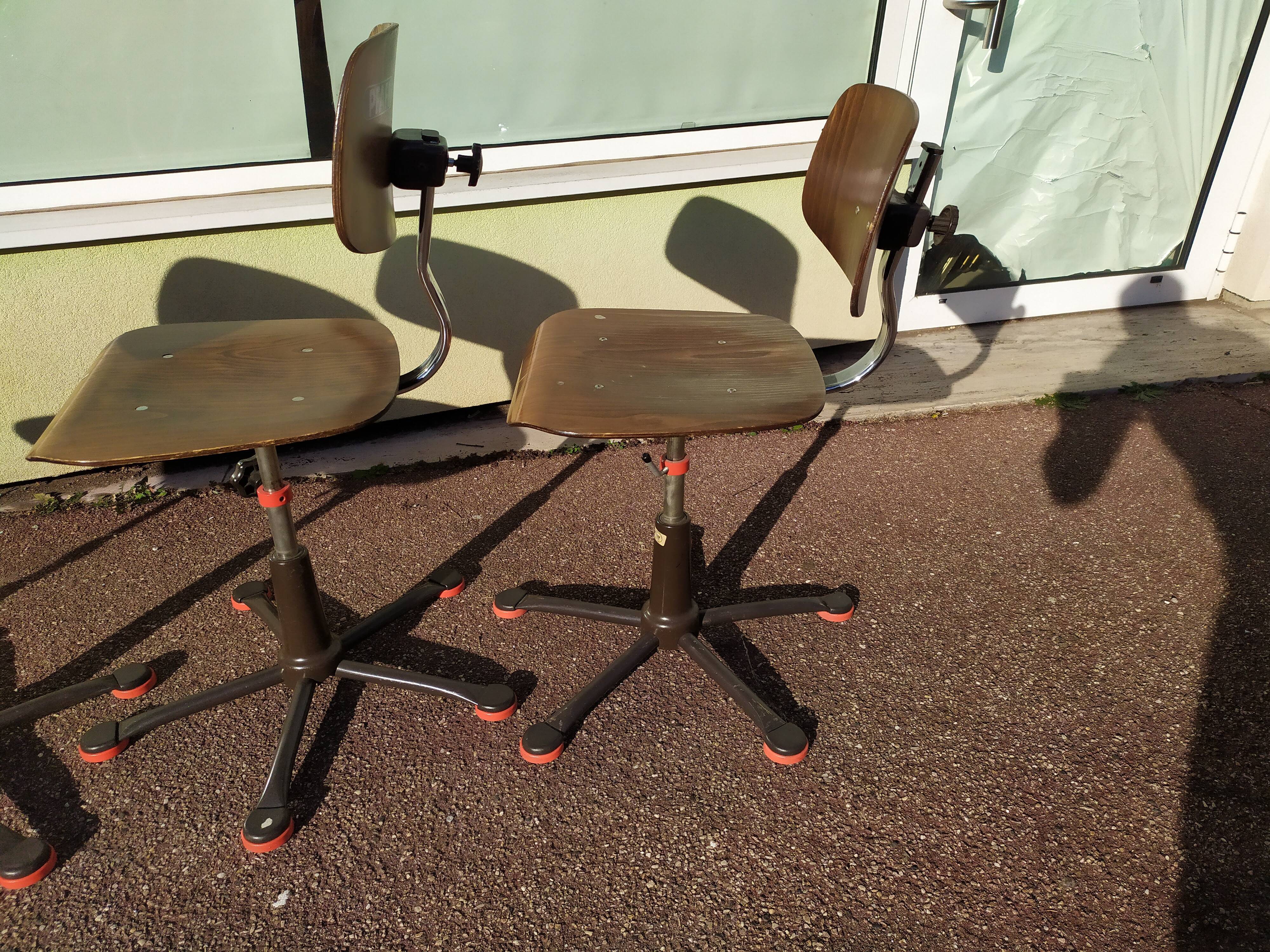 Set of 6 adjustable workshop pfaff chairs swivel sewing