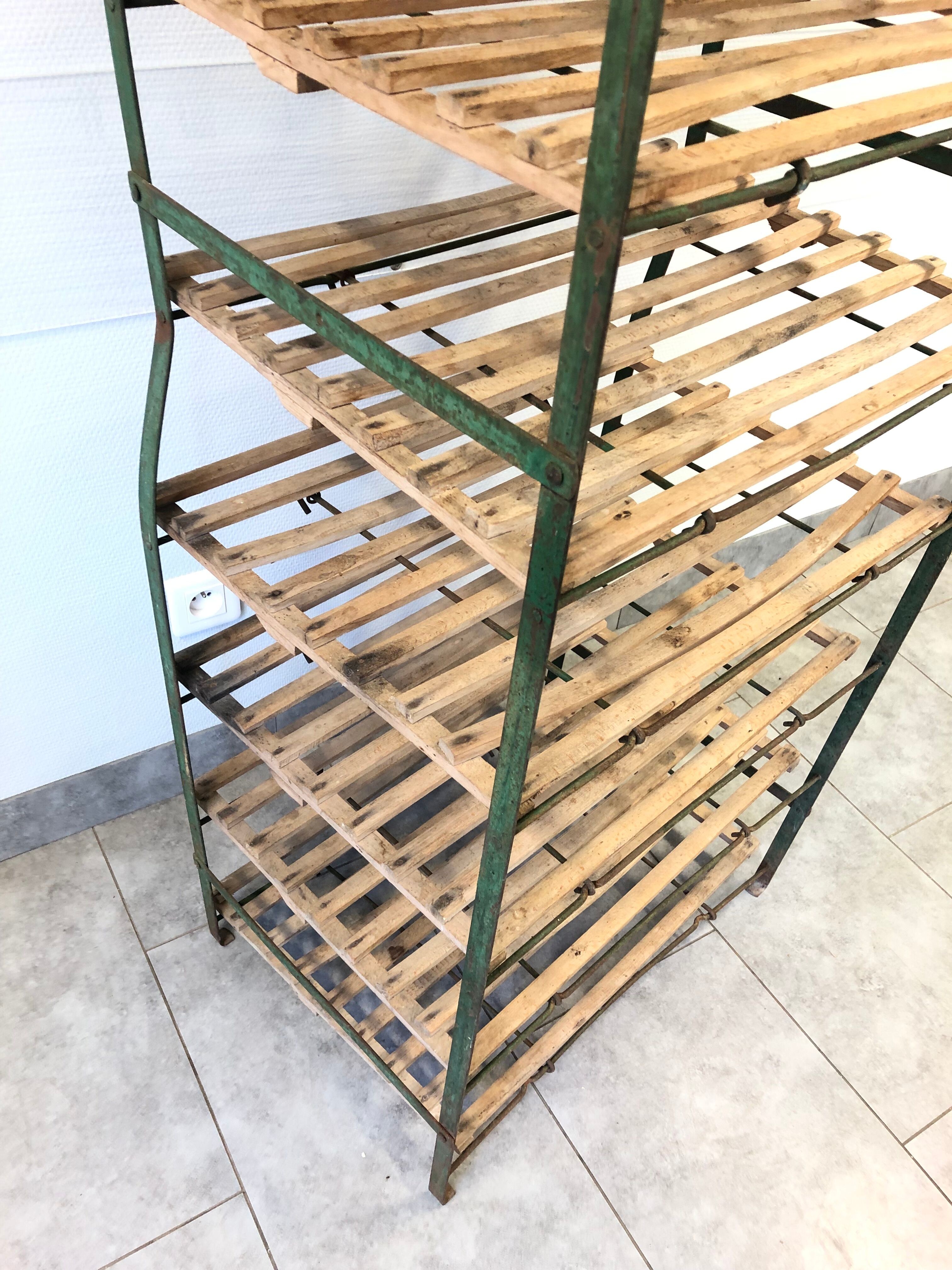 Former vegetable and fruit holder