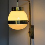 Grand appliqué italien Delta par Sergio Mazza pour Artemide, années 1960.