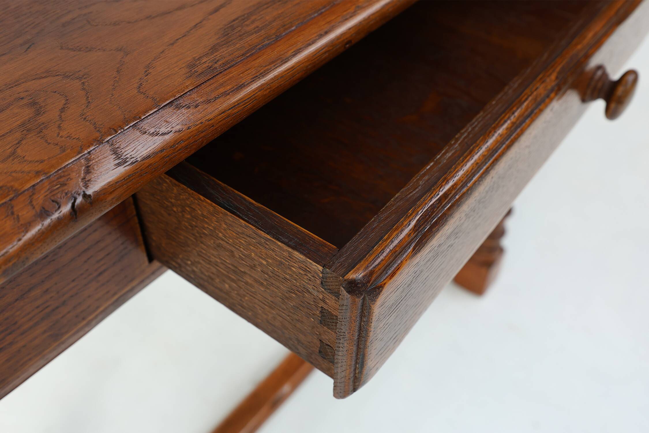 Console rustique en chêne avec tiroir, Belgique vers 1800