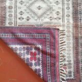 Handmade 100% wool Persian rug 185x105cm