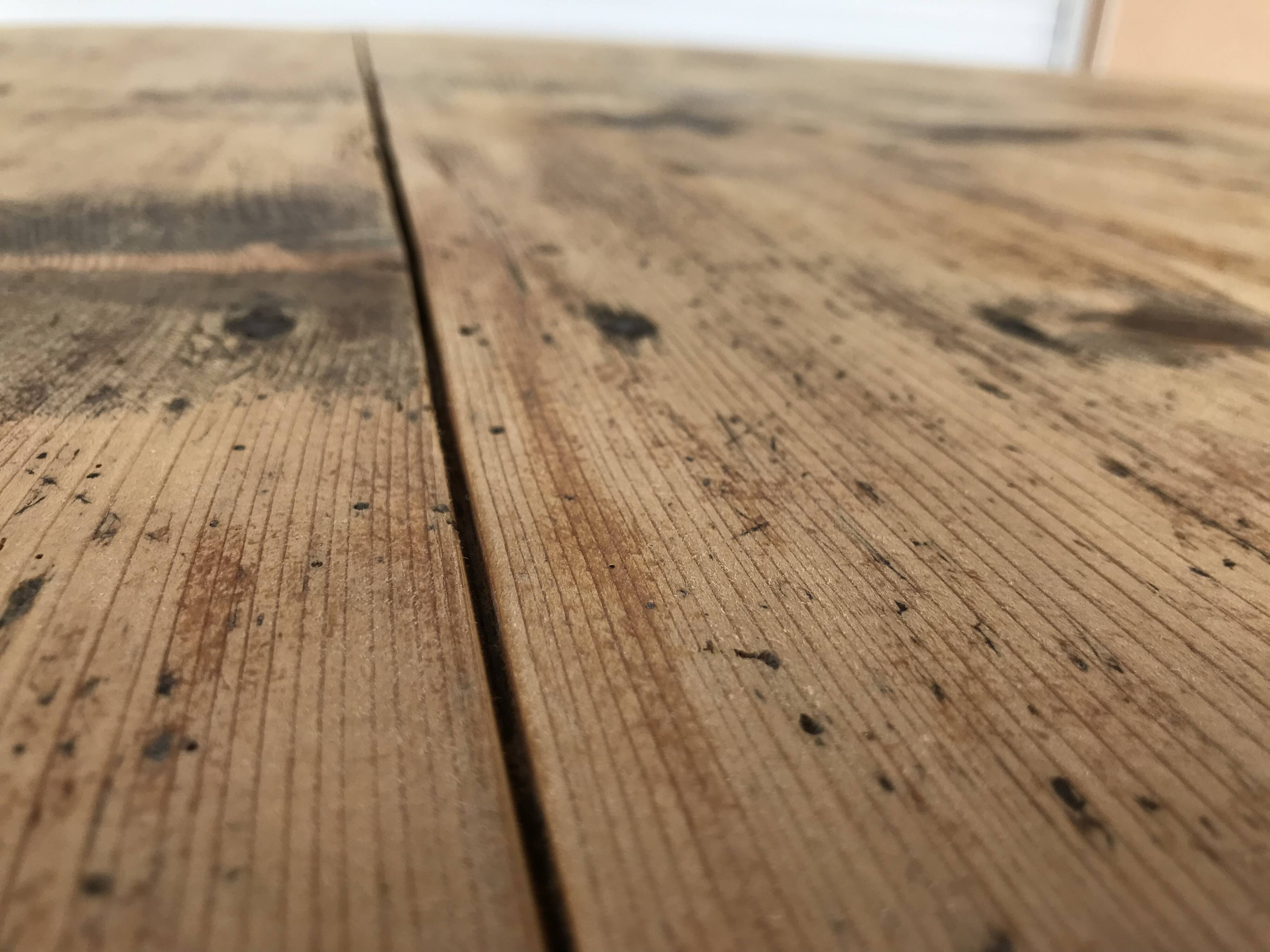 Round Farm Table