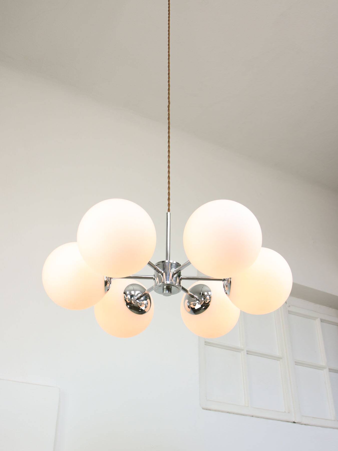 Space-age Italian Sputnik Chrome & Opaline Chandelier, 1970s