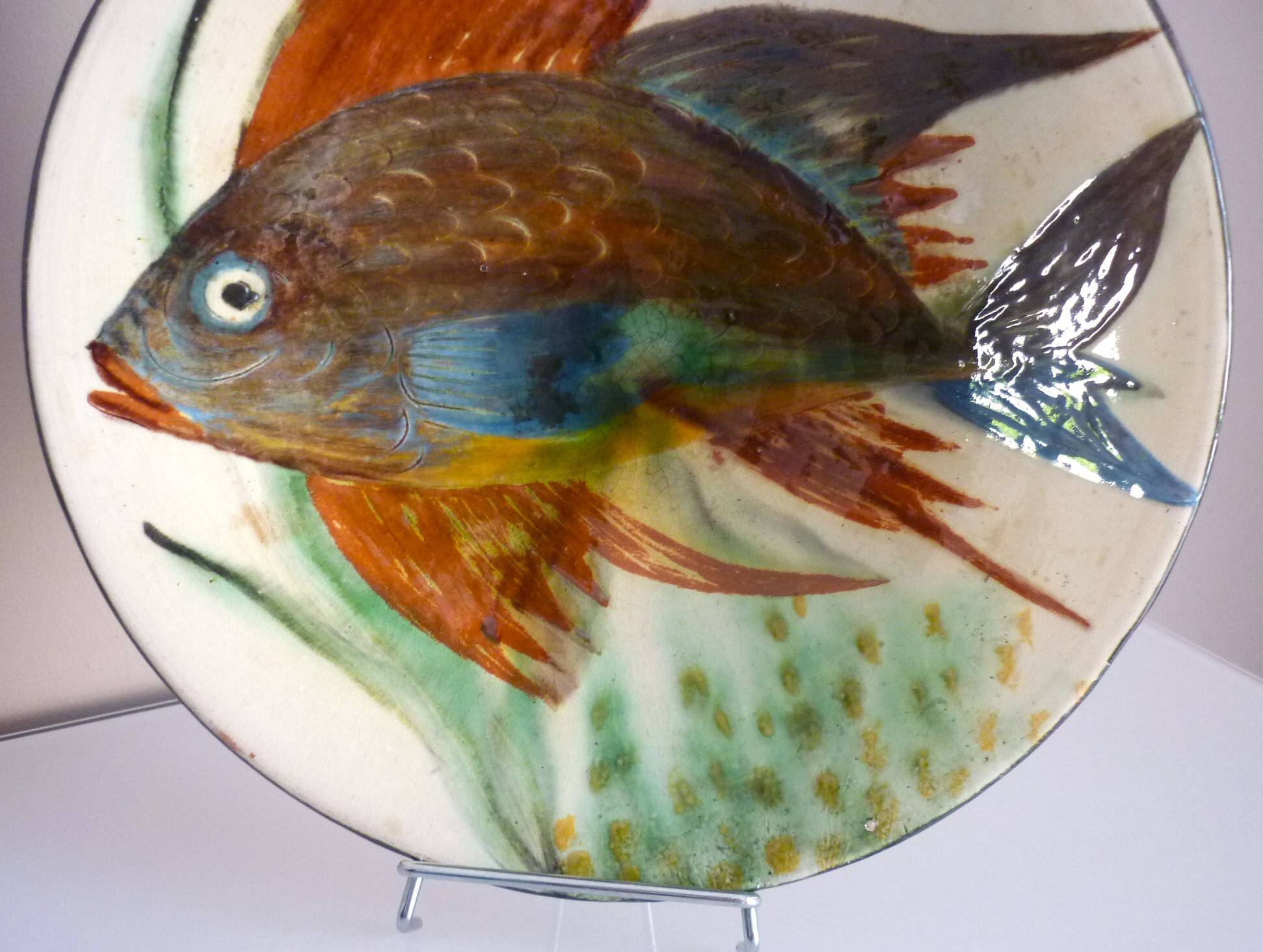 Ceramic dish, enameled terracotta, signed Puigdemont, 1960s, fish