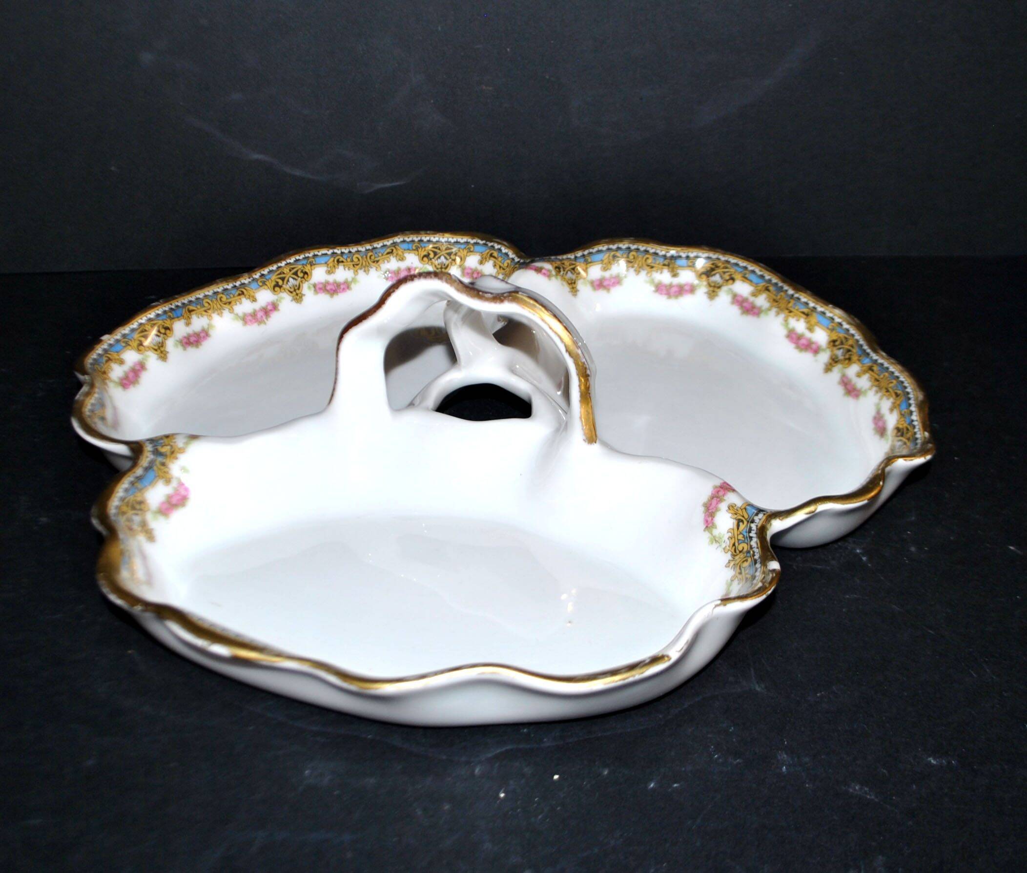 Limoges coupe mendiant polylobé en porcelaine U&C