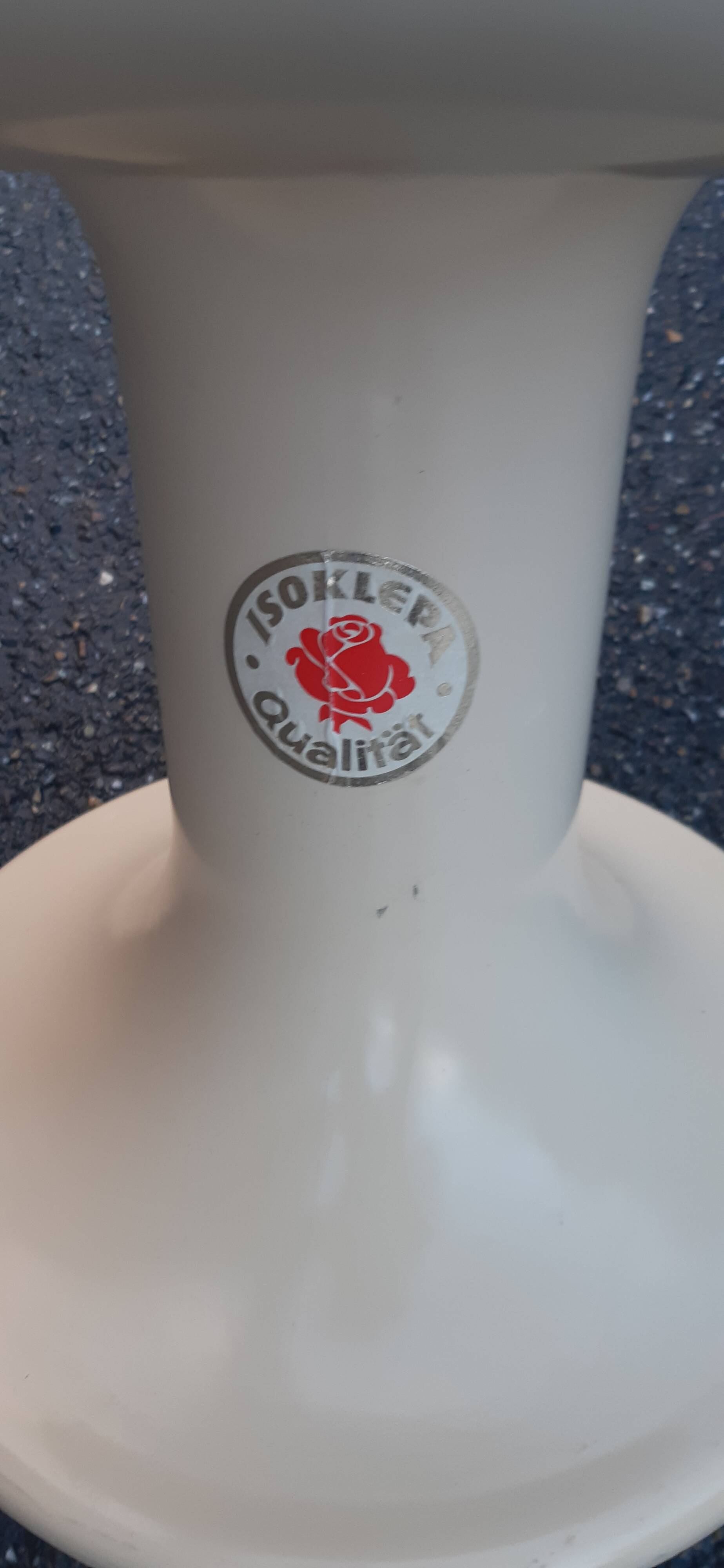 Isoklepa Space Age Stool