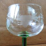 10 Alsace glasses with grape cluster decoration
