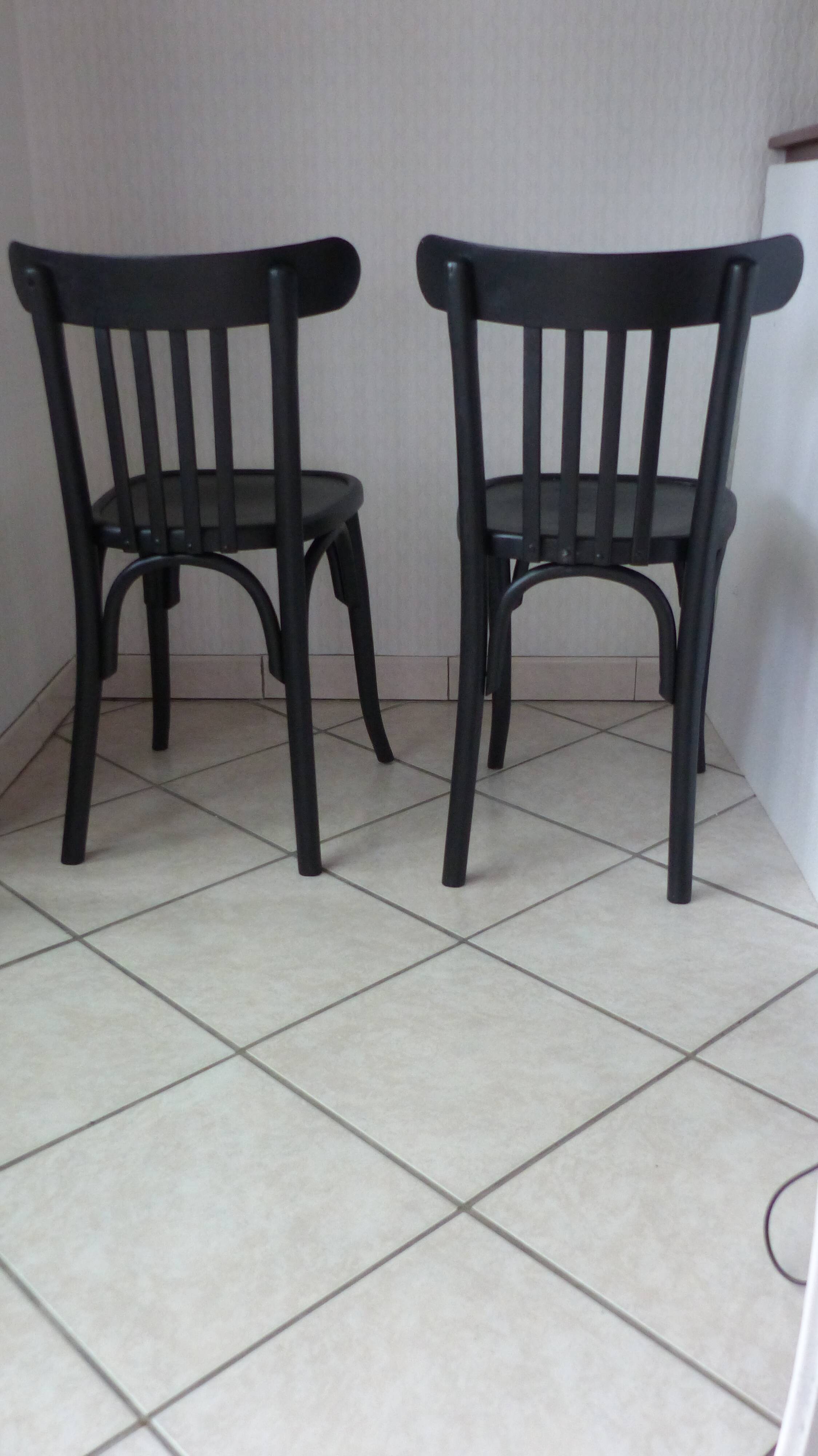 Lot  de 2 chaise de bistrot