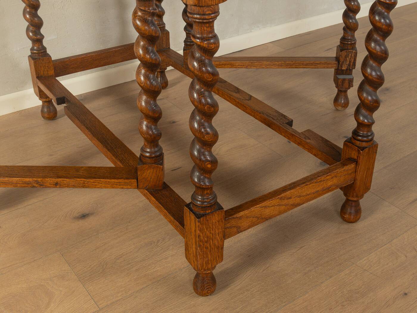 Victorian gateleg dining table, circa 1890