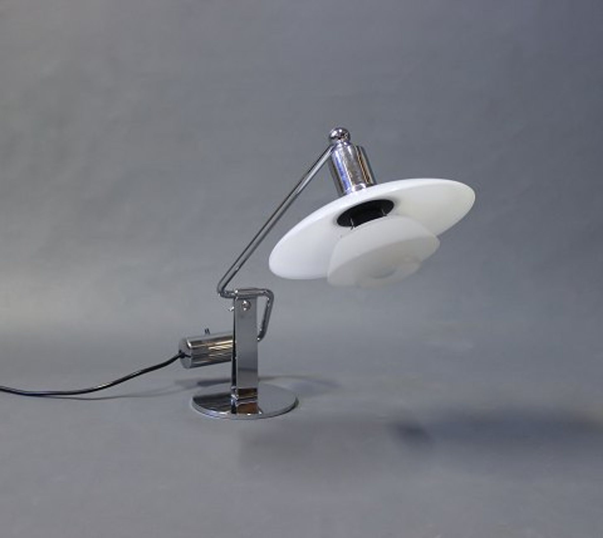 Piano Poul Henningsen lamp