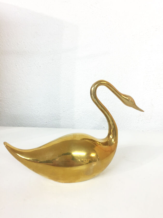 Swan solid brass, 1970