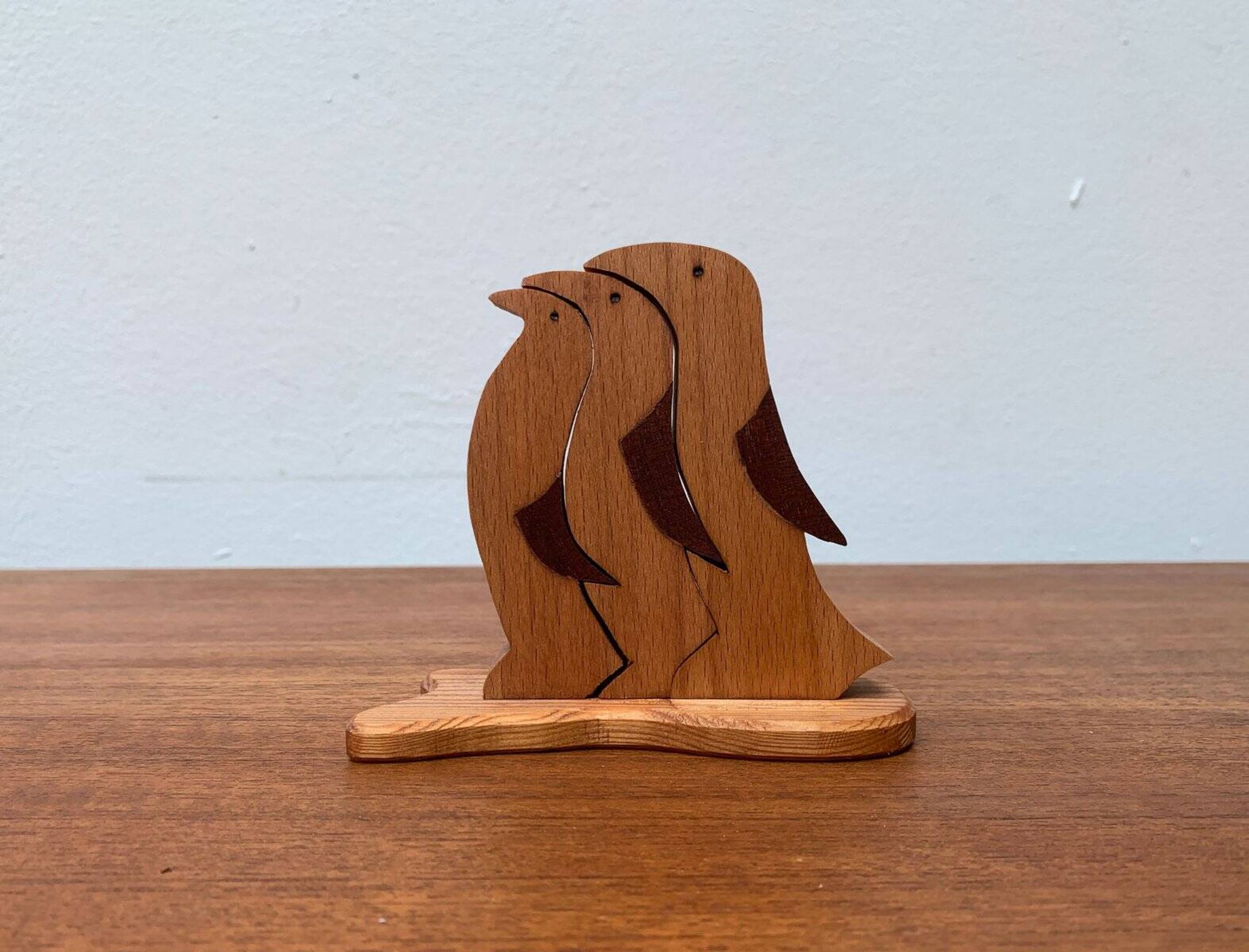 Vintage wooden penguin sculpture, set of 3.