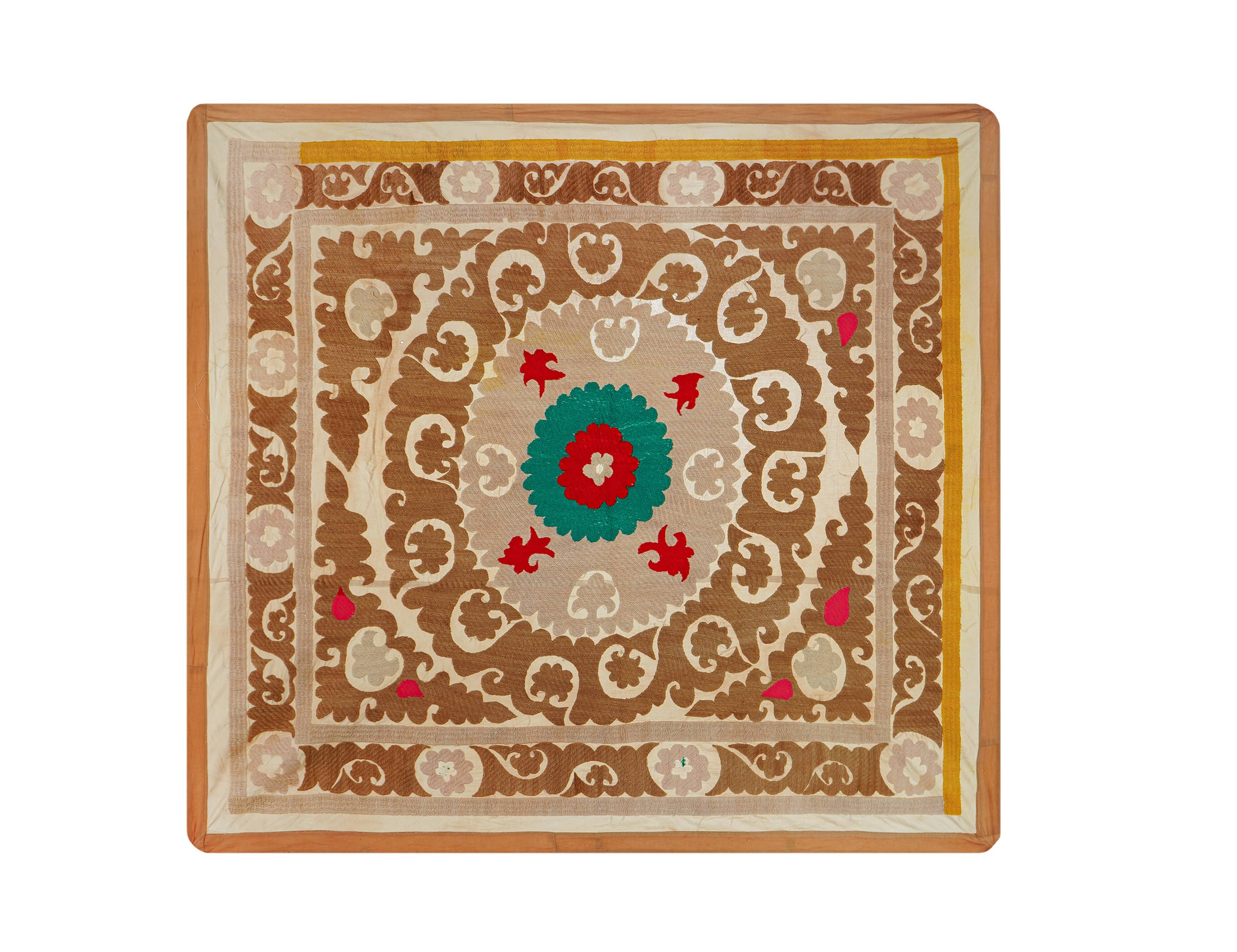 Vintage Turkish hand-knotted rug 118x128 cm