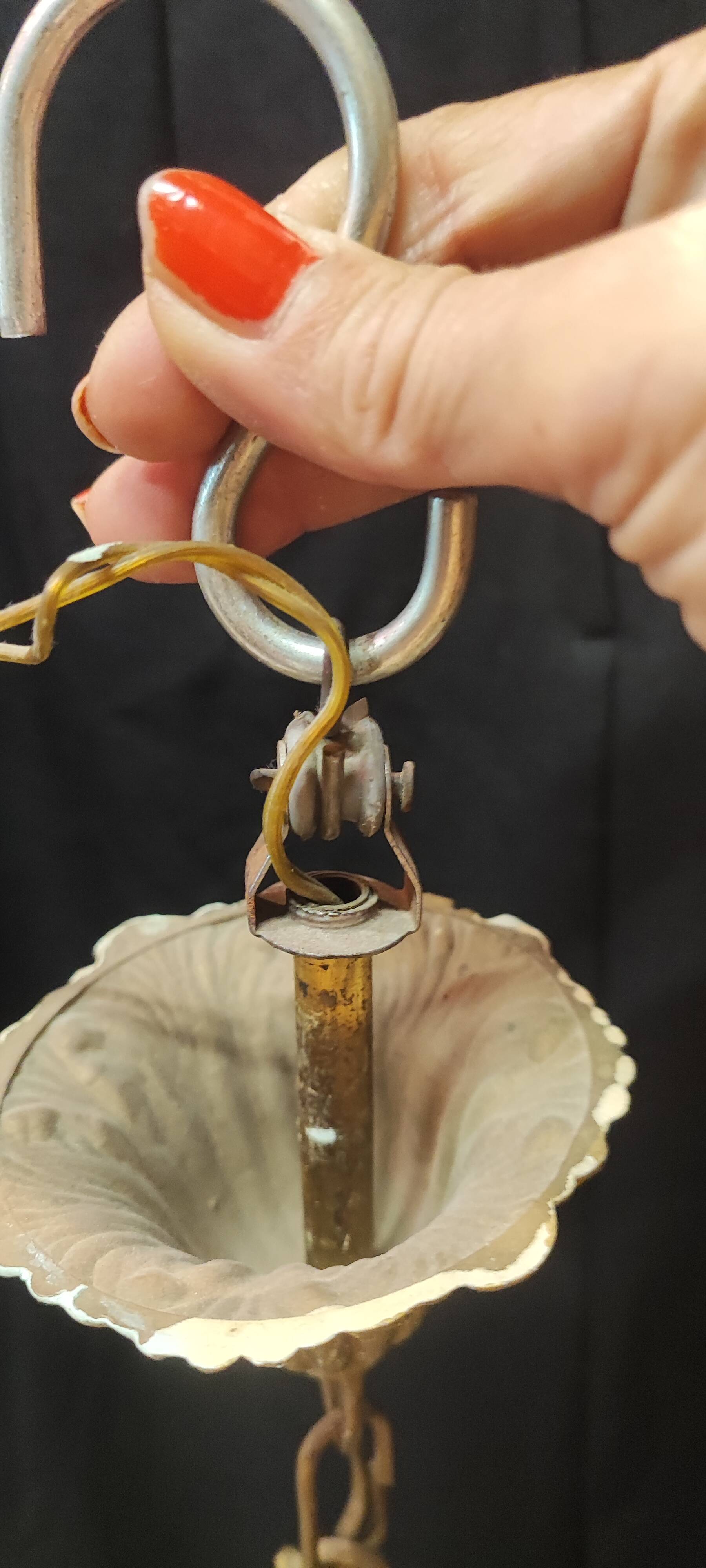 Small balloon chandelier from the 20th century.