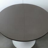 Tulip foot roundtable, 1970s