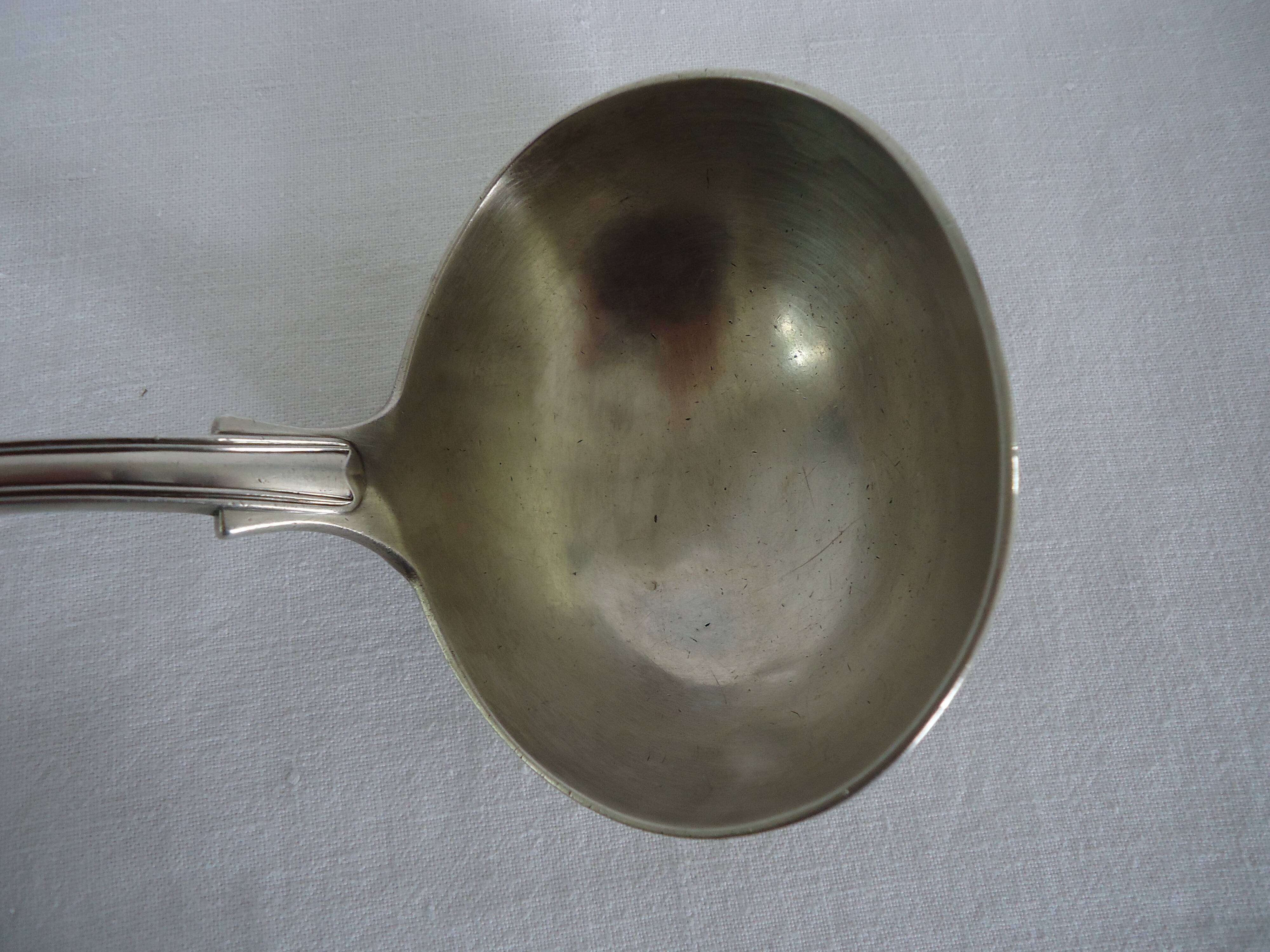 Louche à soupe victorienne, en argent massif 356 gr