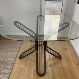 Table à manger en verre et métal noir
