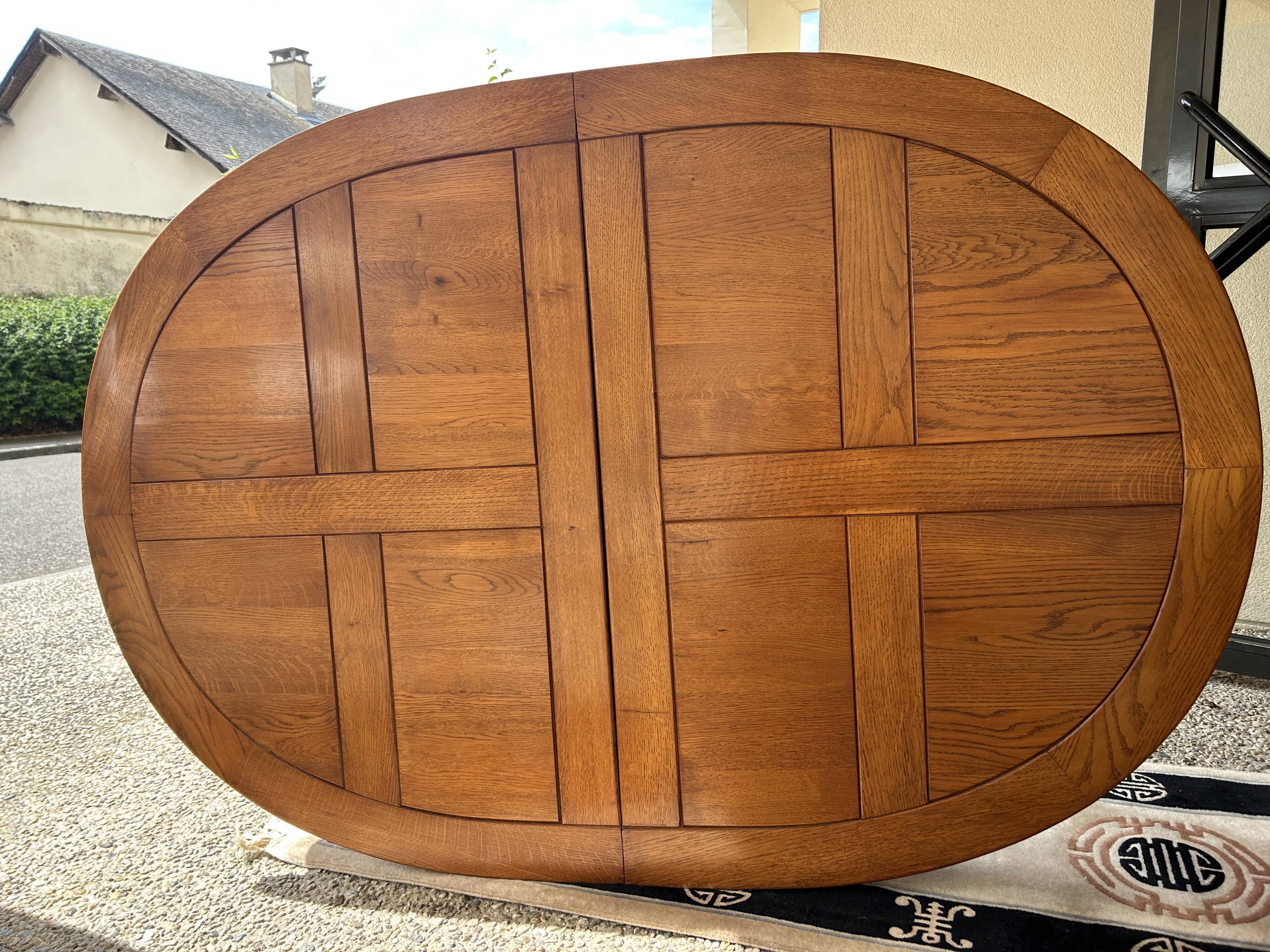 Table with extensions