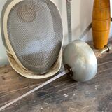 Old fencing mask set and its foil