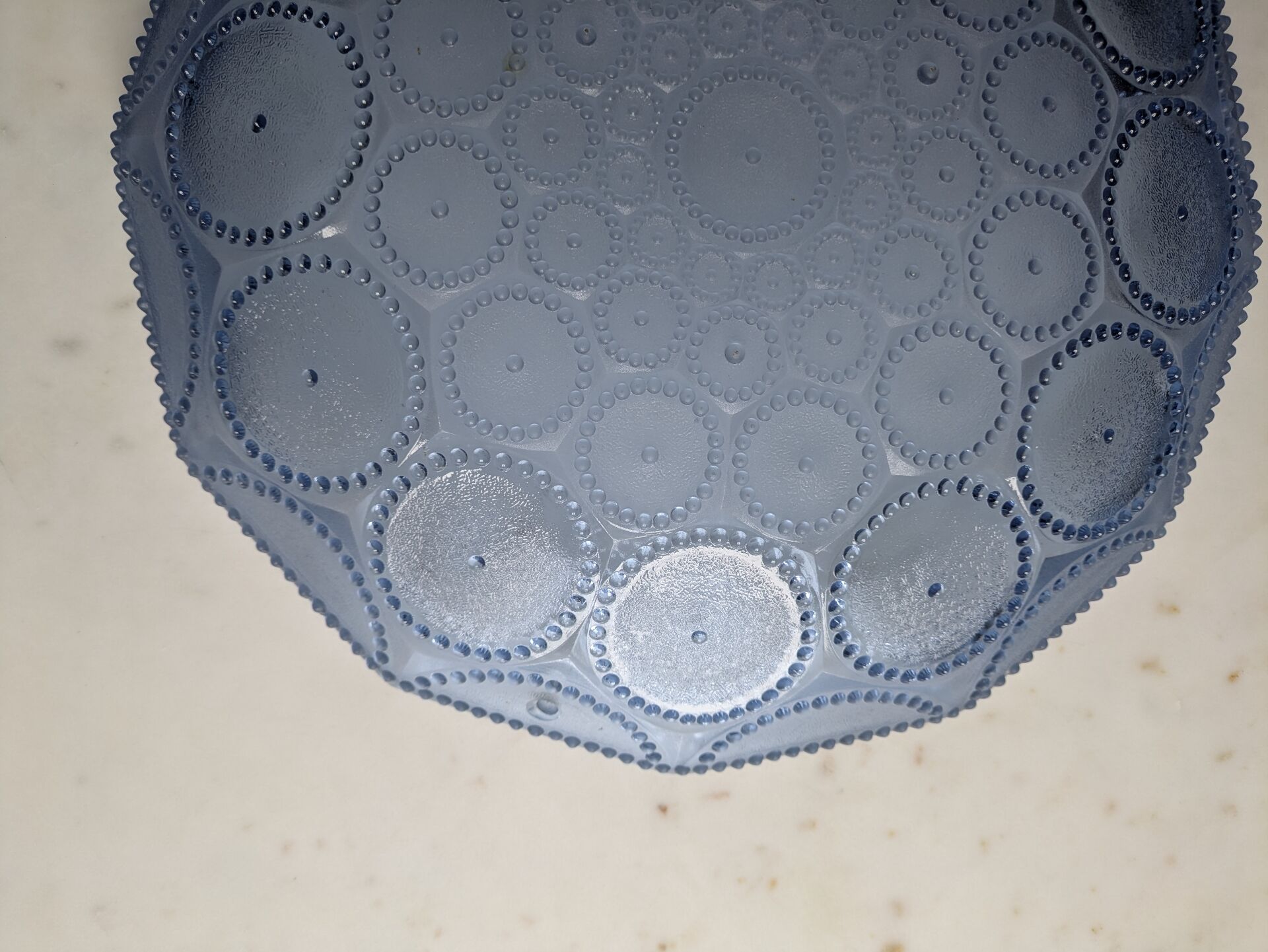 Grande Vasque moulé Art Deco Bleu azur.