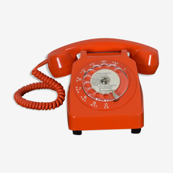 Téléphone cadran orange