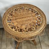 Victorian-style rattan lounge from the 1920s.