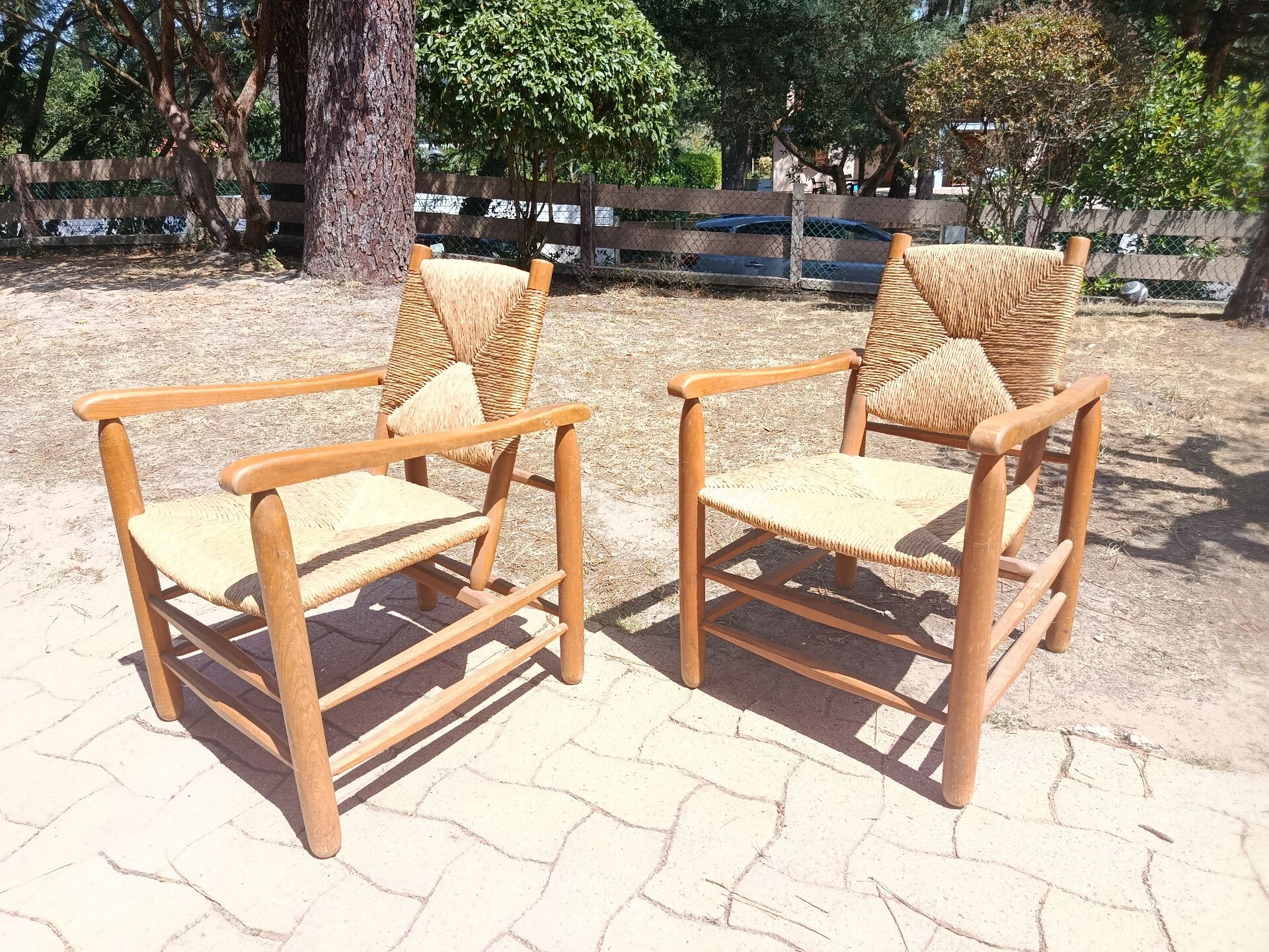 Armchairs no21 Charlotte Perriand