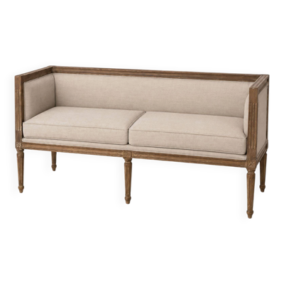 Banc trois places en bois patiné et lin naturel — élégance intemporelle