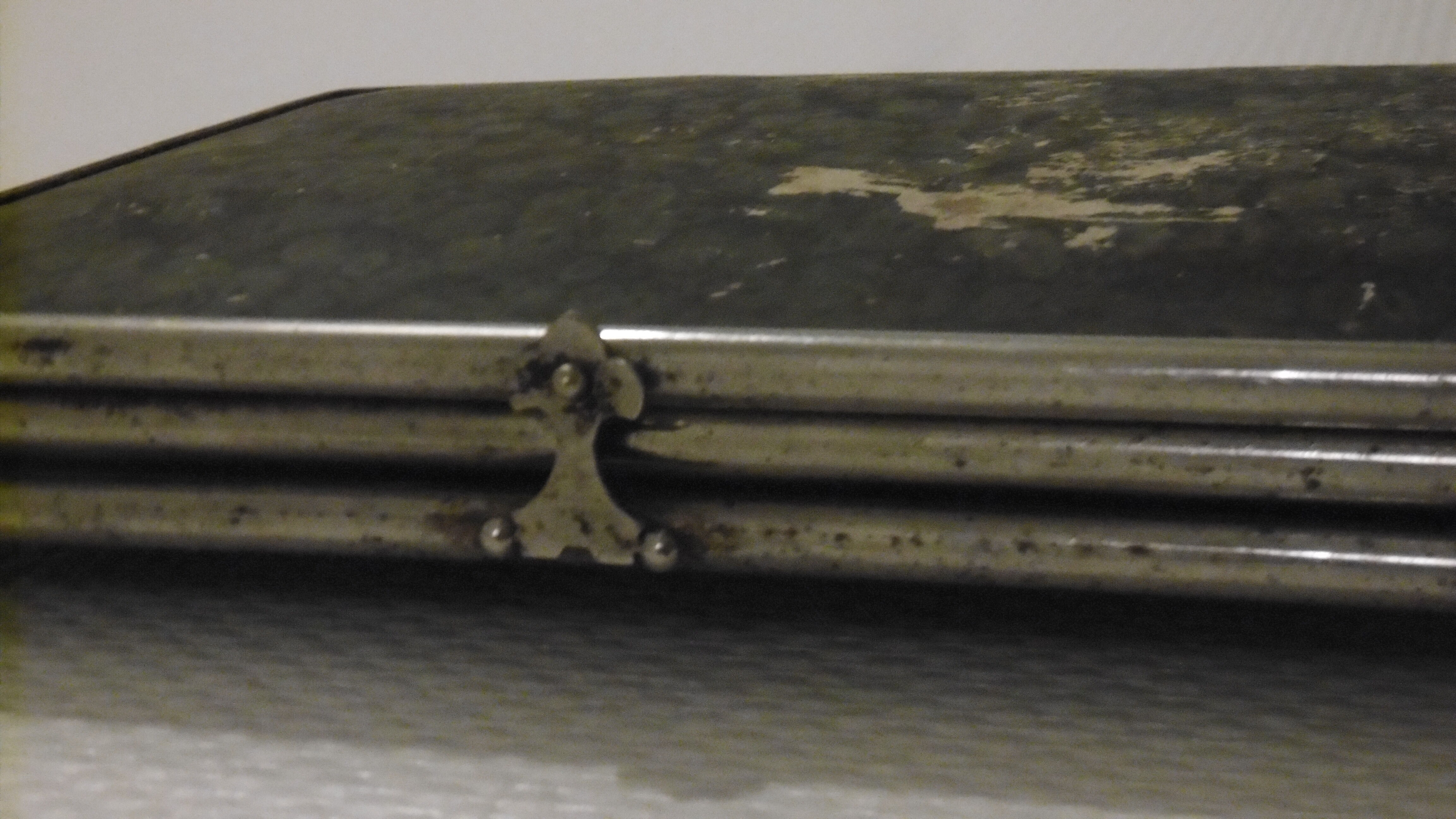 Triptych barber mirror