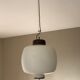 Suspension opaline et teck des années 60
