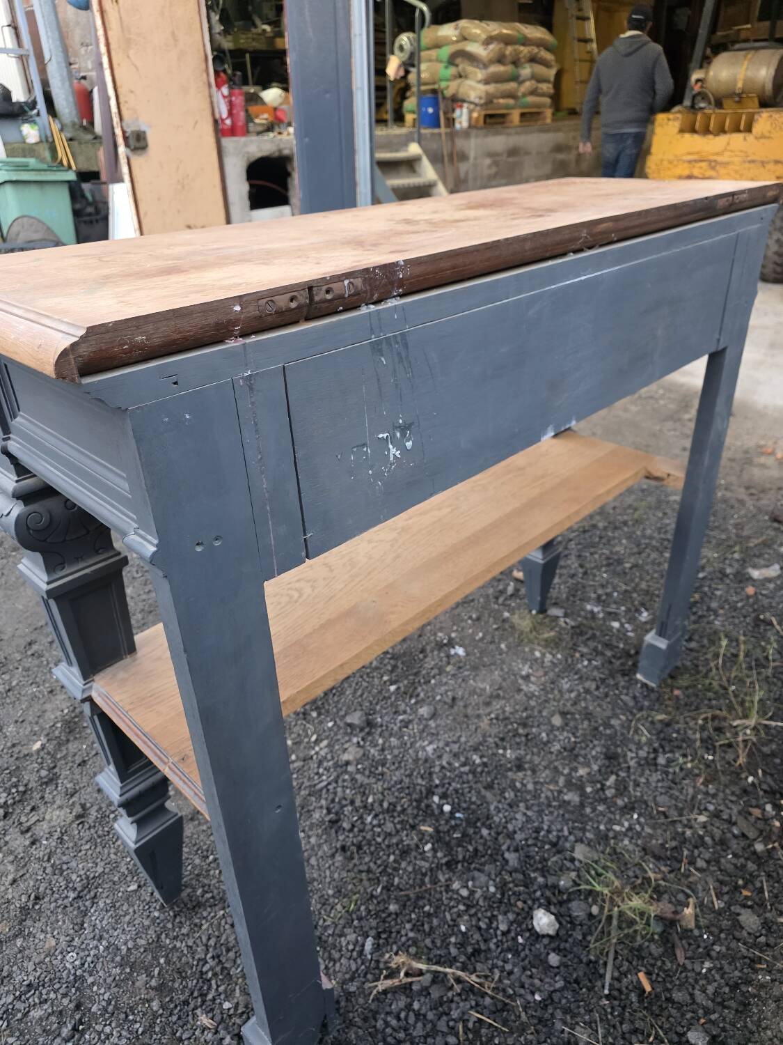Console in patinated solid oak, late 19th century.