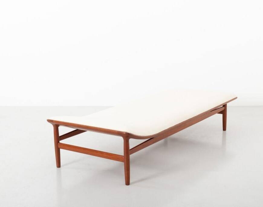 Rare Scandinavian daybed by Kurt Østervig, model 311, in teak, circa 1960.