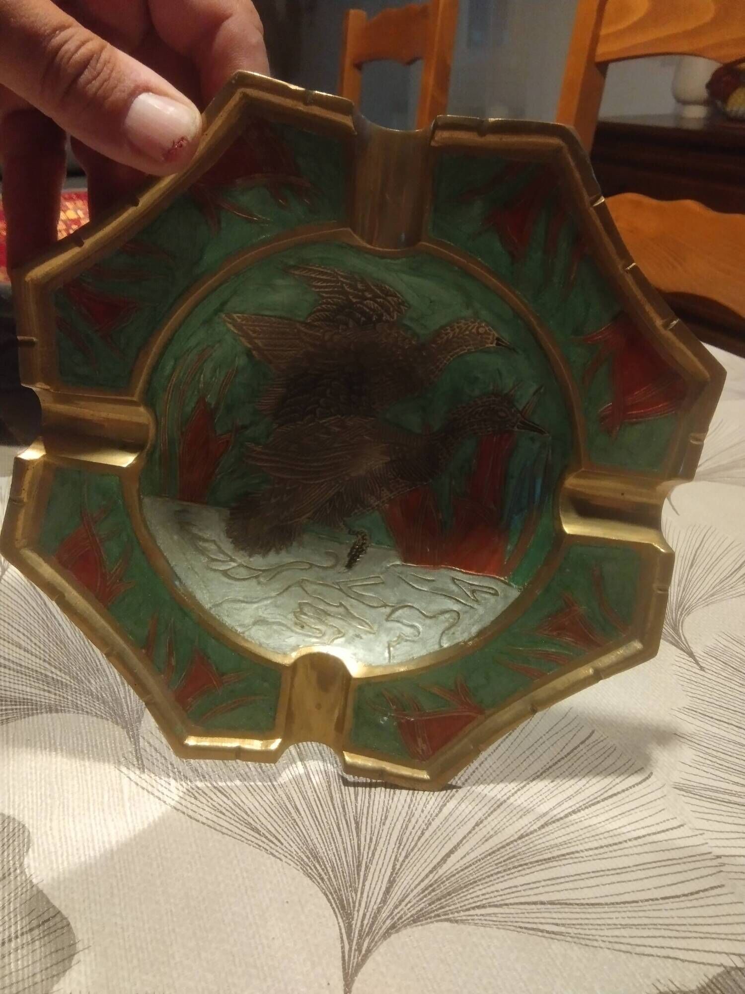 Cigar ashtray
