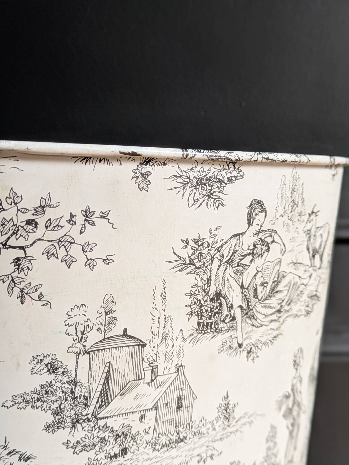 Massily France wastepaper basket