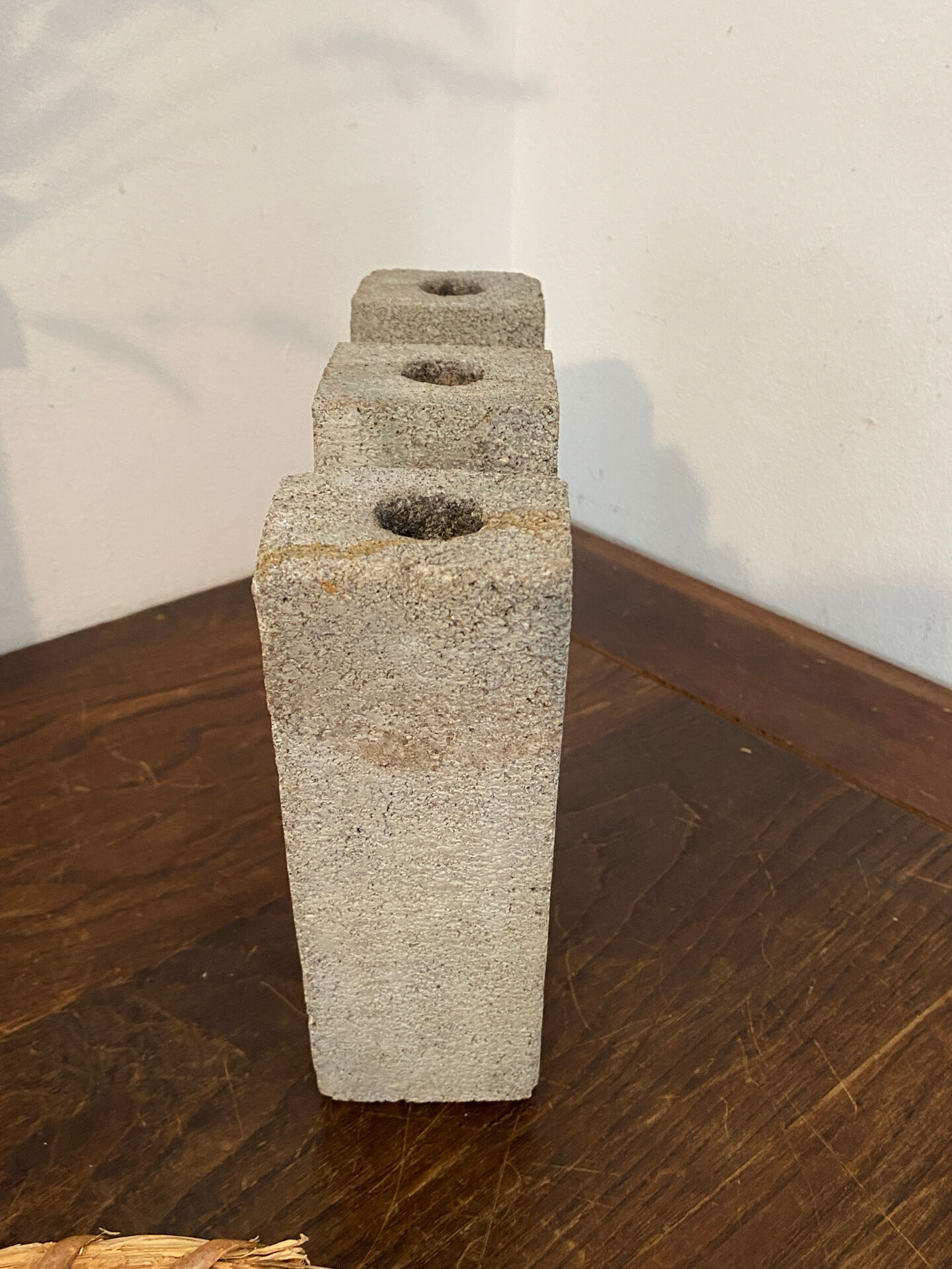 Three-light chandelier in cellular concrete