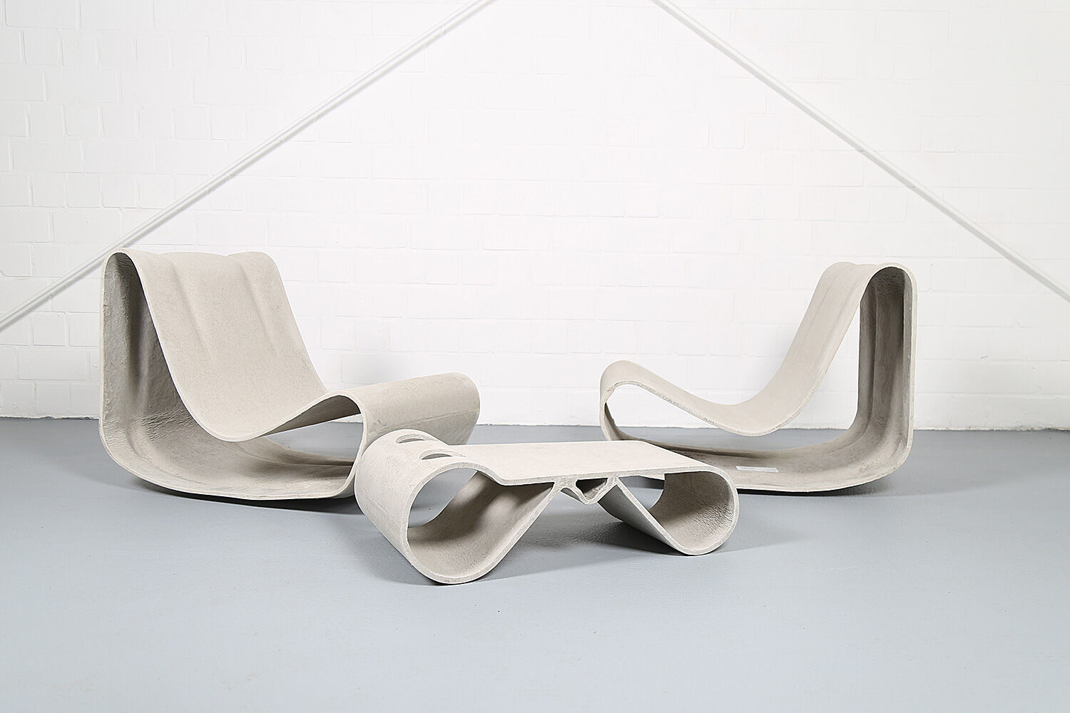 Swisspearl/Eternit Willy Guhl set of 2 Loop Chairs and 1 Loop Table