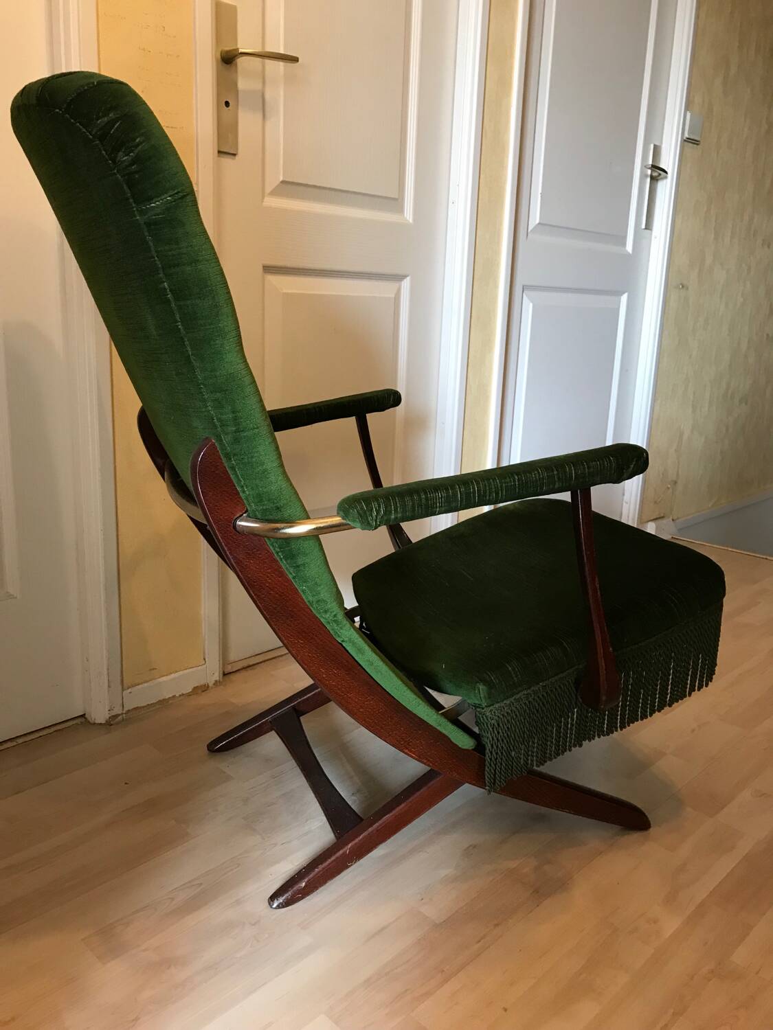 Fauteuil années 60 design triconfort