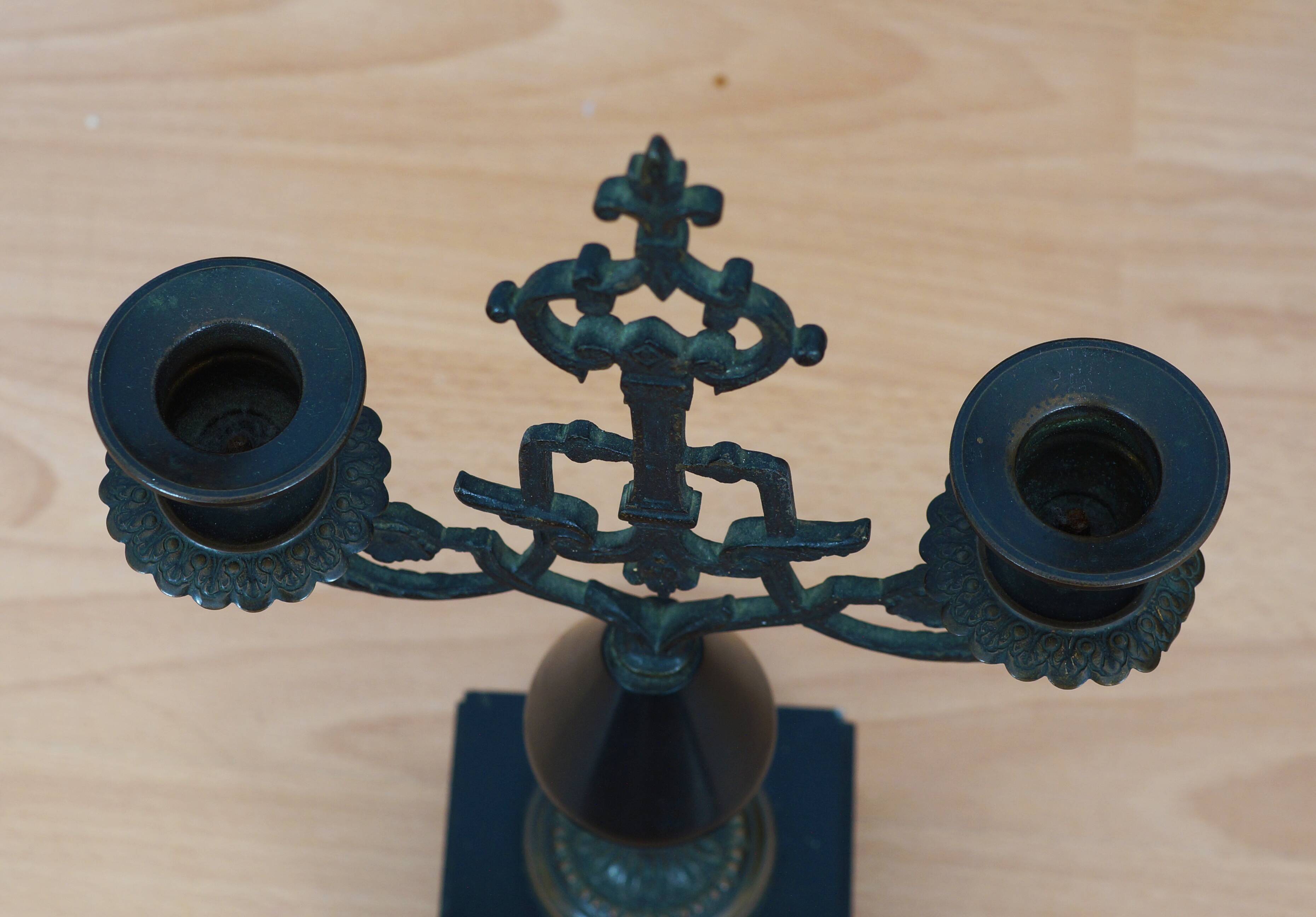 Old chandelier in bronze and marble, early 20th century