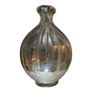 vase signé