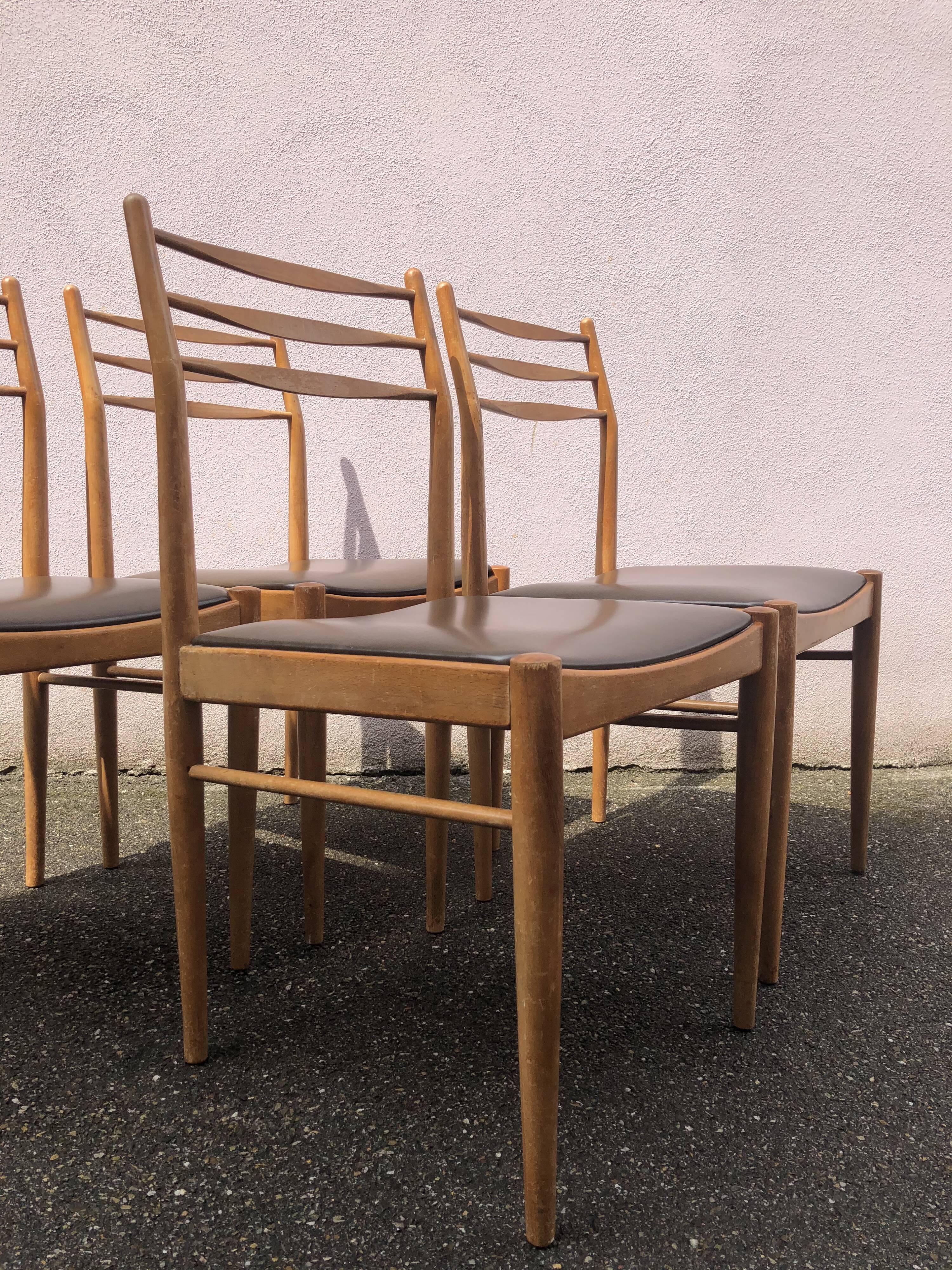 Série de 4 chaises scandinaves