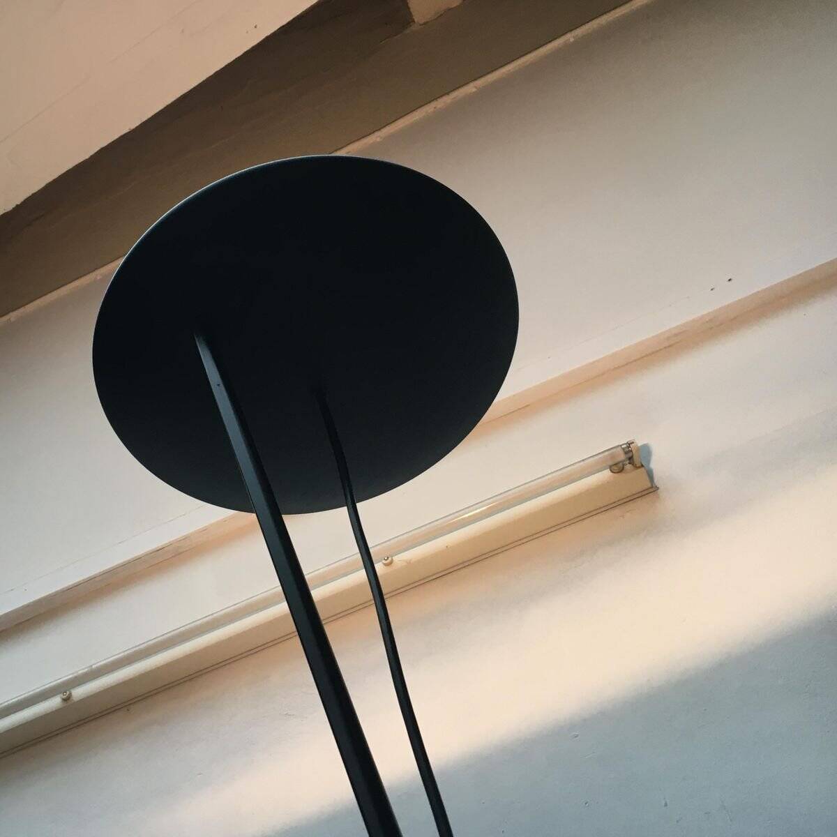Postmodern Italian floor lamp Tao by Barbaglia & Colombo for PAF Studio
