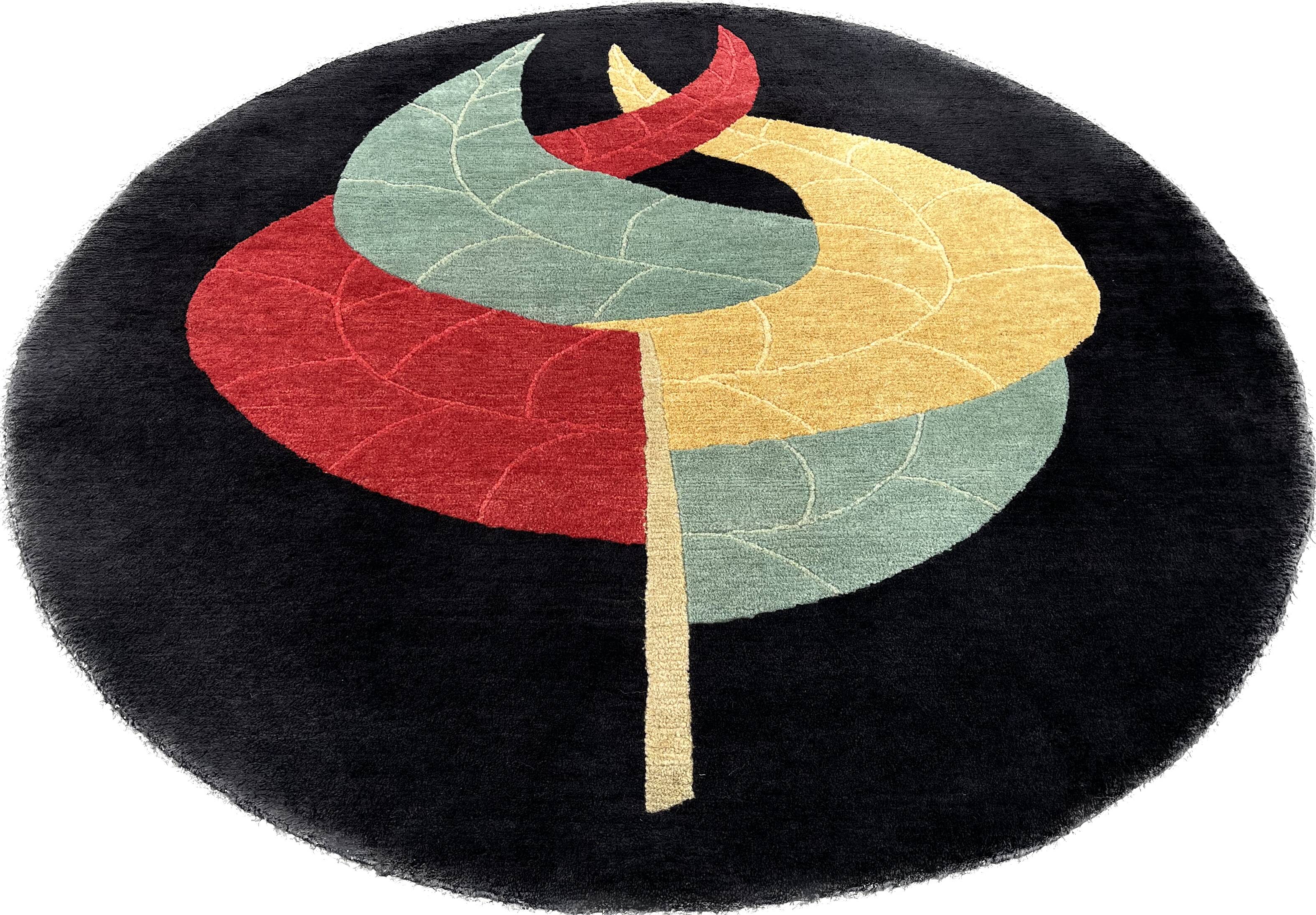 Round carpet with lotus flower decoration