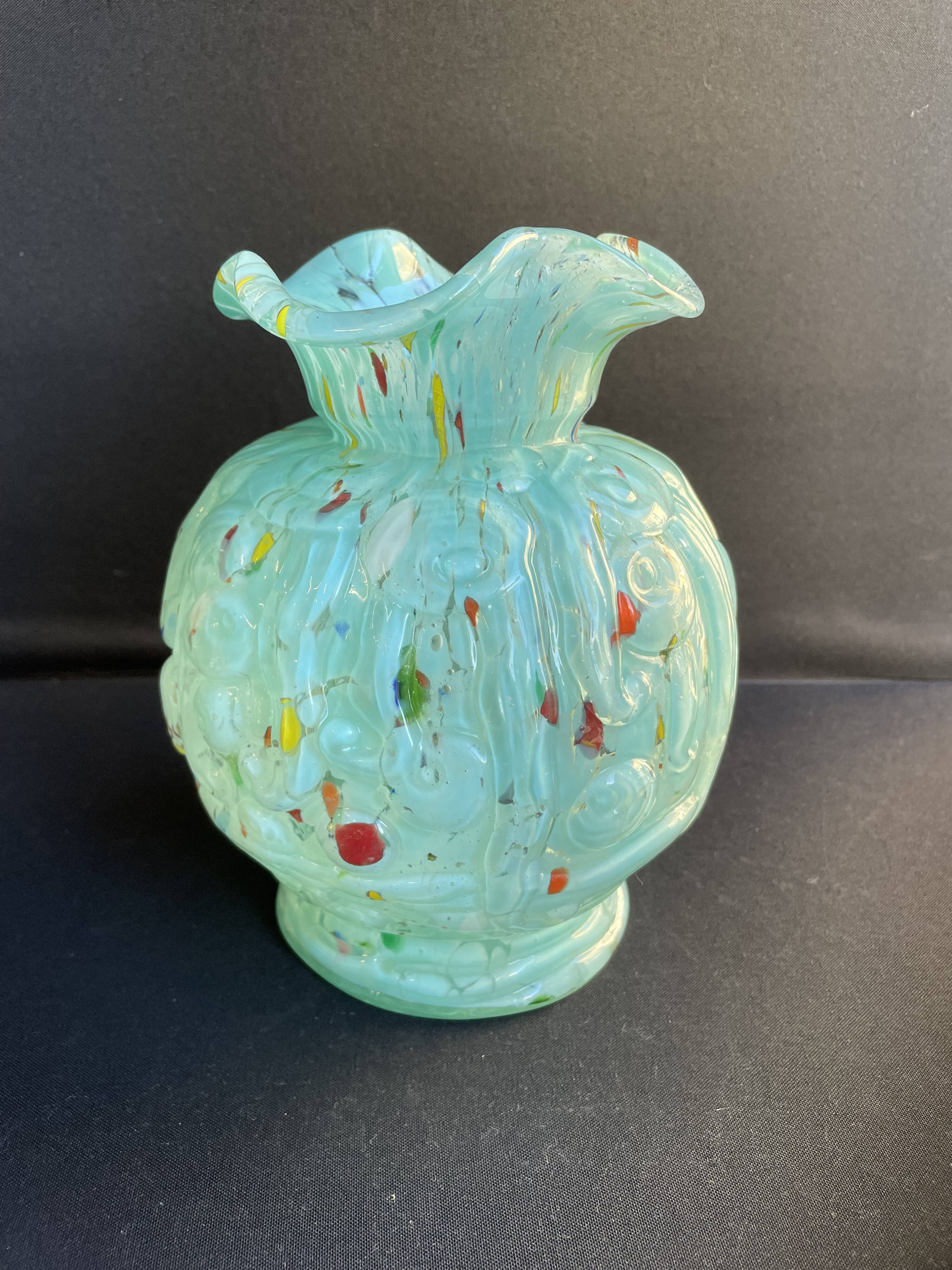 Art Nouveau glass vase with variegated bottom