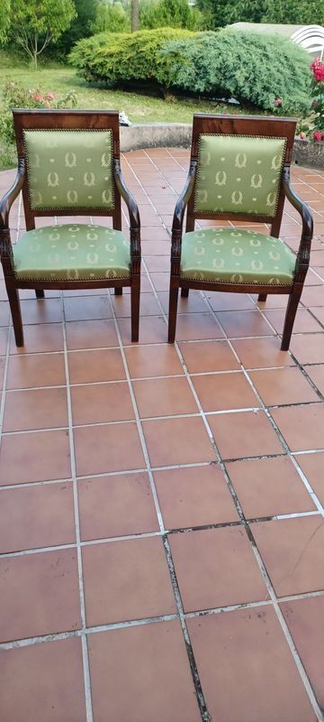 Fauteuils style empire