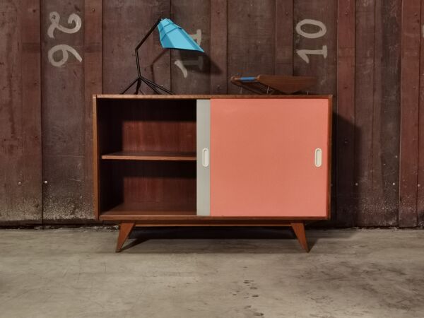 Commode U-452 de Jiri Jiroutek