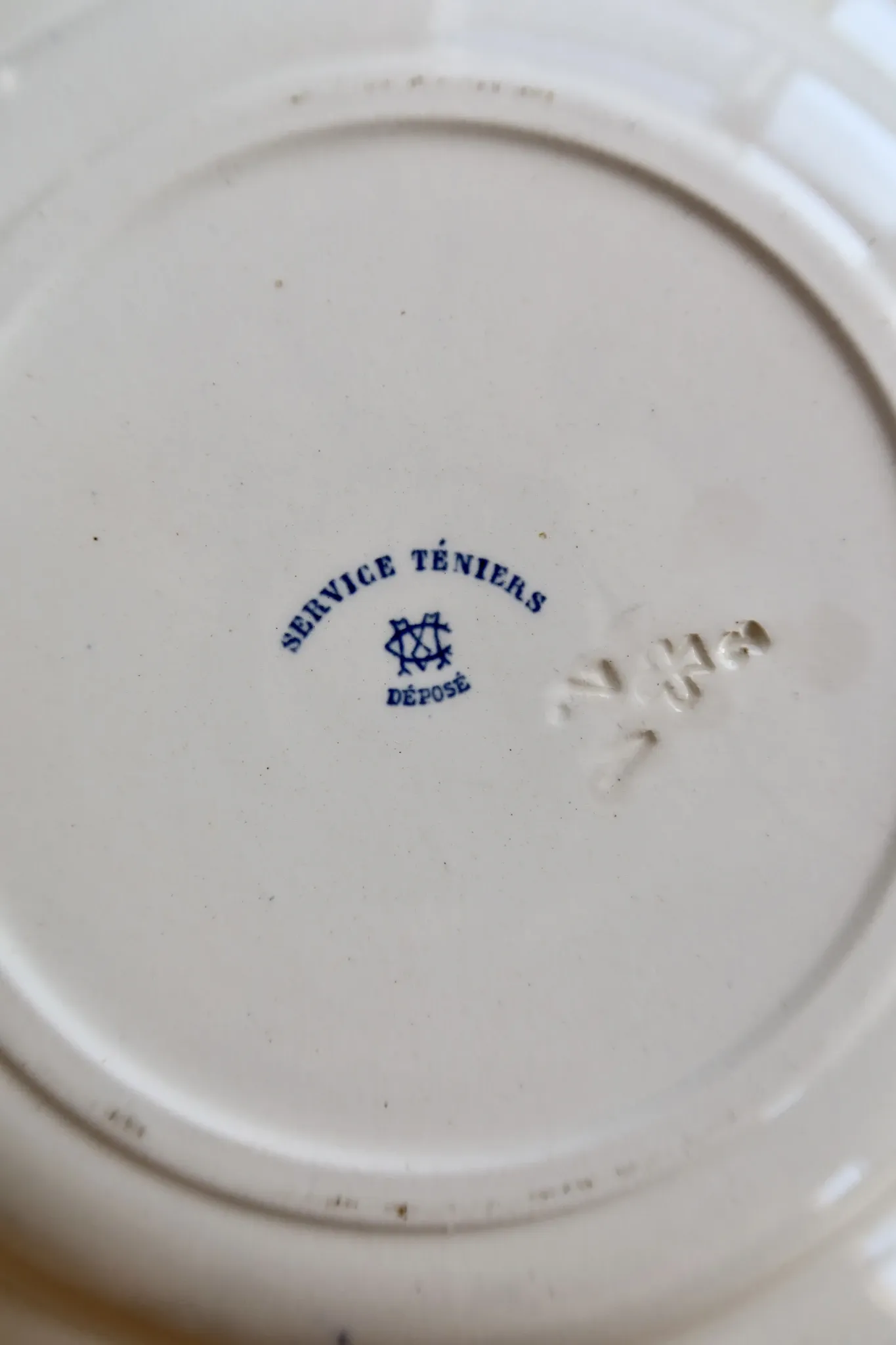 Antique hollow plate Creil and Montereau Téniers service - Ironstone