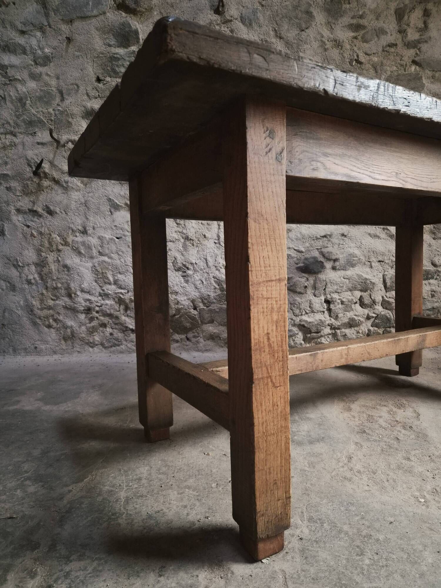 Dining table / antique work table in oak from France, 1750–1850