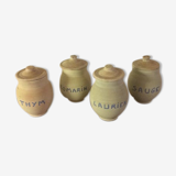 Pots en terre cuite